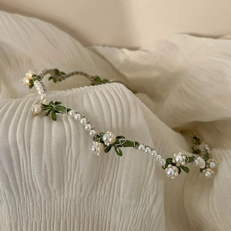 New Summer Fresh Flower Pearl Hair Accessories Ladies Romantic Spring and Summer Green Leaves Elegant Flower Headbands Headdress