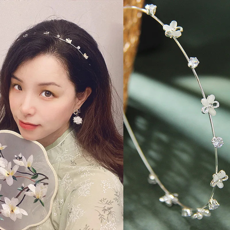 New Summer Fresh Flower Pearl Hair Accessories Ladies Romantic Spring and Summer Green Leaves Elegant Flower Headbands Headdress